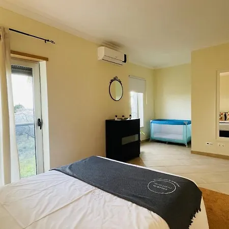 Santa Maria G - Shared Pool - 8 Guests - * Αλμπουφέιρα